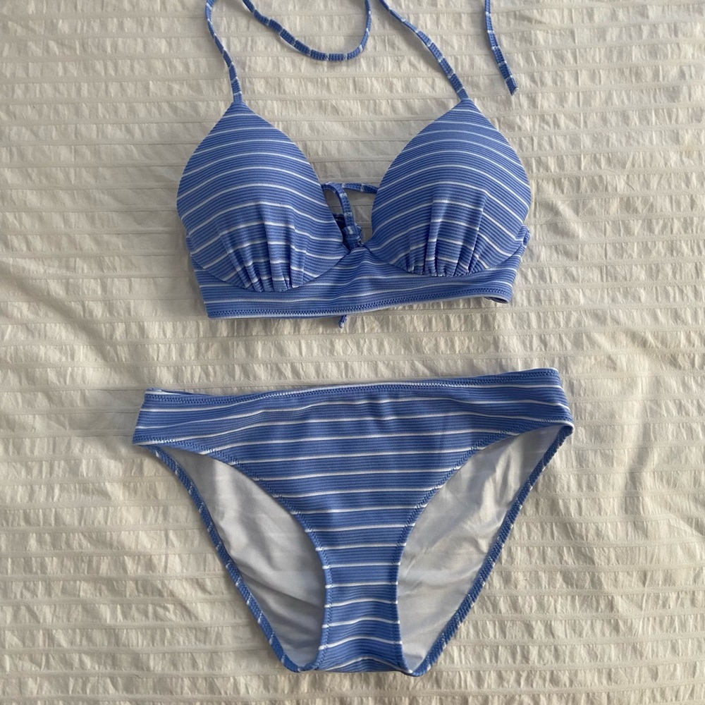Shade & Shore, Medium & 34C, Light Blue with White Stripes, Bikini Set